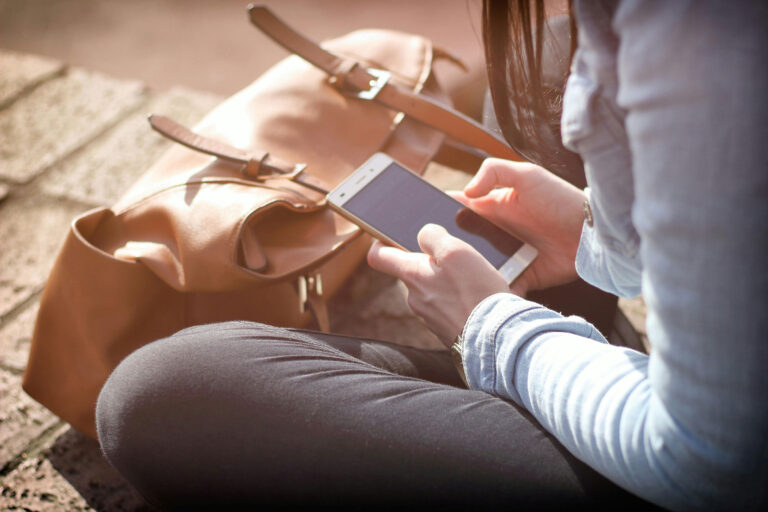 Getting mental health help after tech-enabled sexual abuse Image